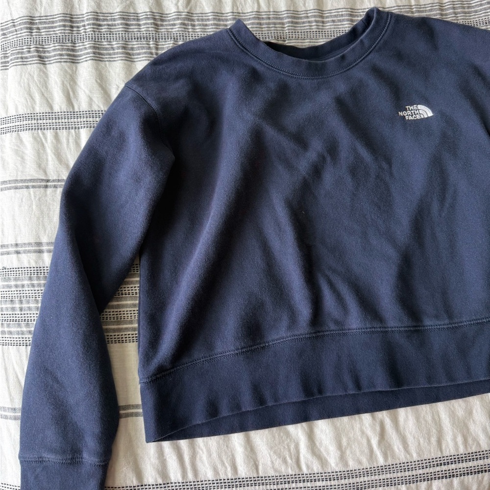 The North Face Women’s Cropped Crewneck Sweatshirt Navy Blue Size S